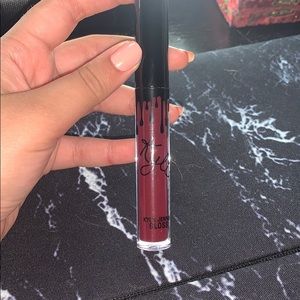 Kylie Cosmetics Gloss in Shade JOLLY